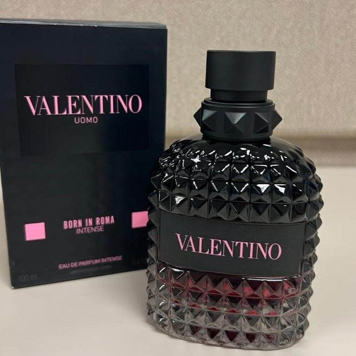Valentino Uomo Born in Roma Intense 100ml - Douyin Shop