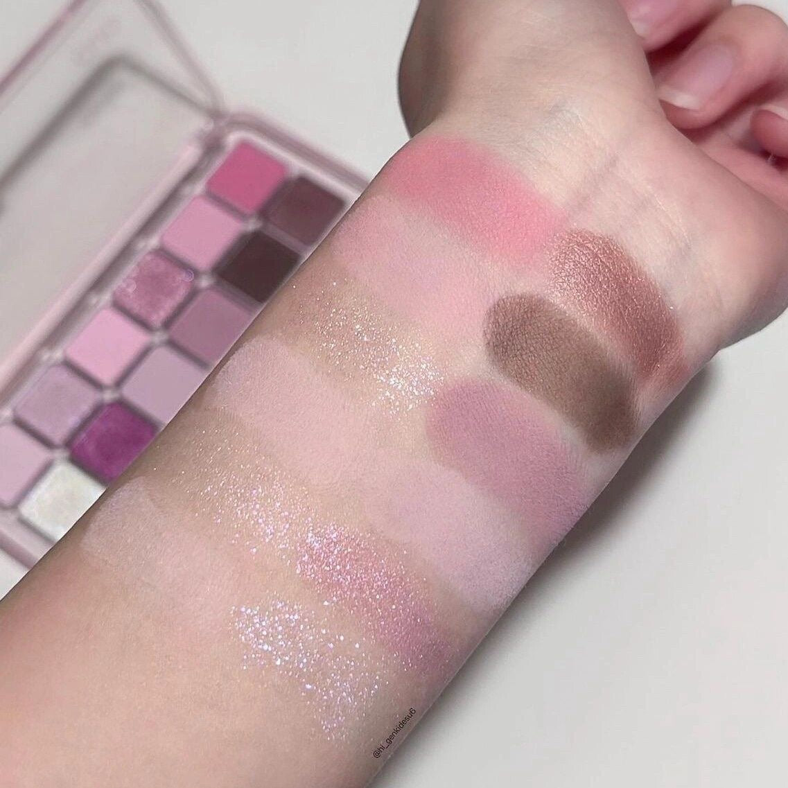 Kapeine Eyeshadow Palette 10 Colours