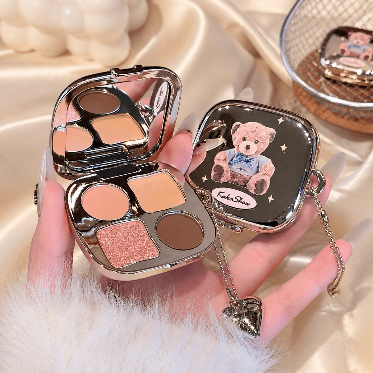 Kakashow Keychain Eyeshadow Palette with mirror - Douyin Shop