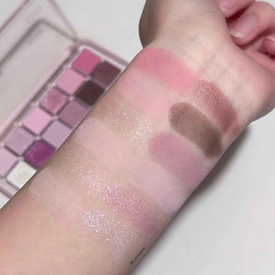 Kapeine Eyeshadow Palette 10 Colours