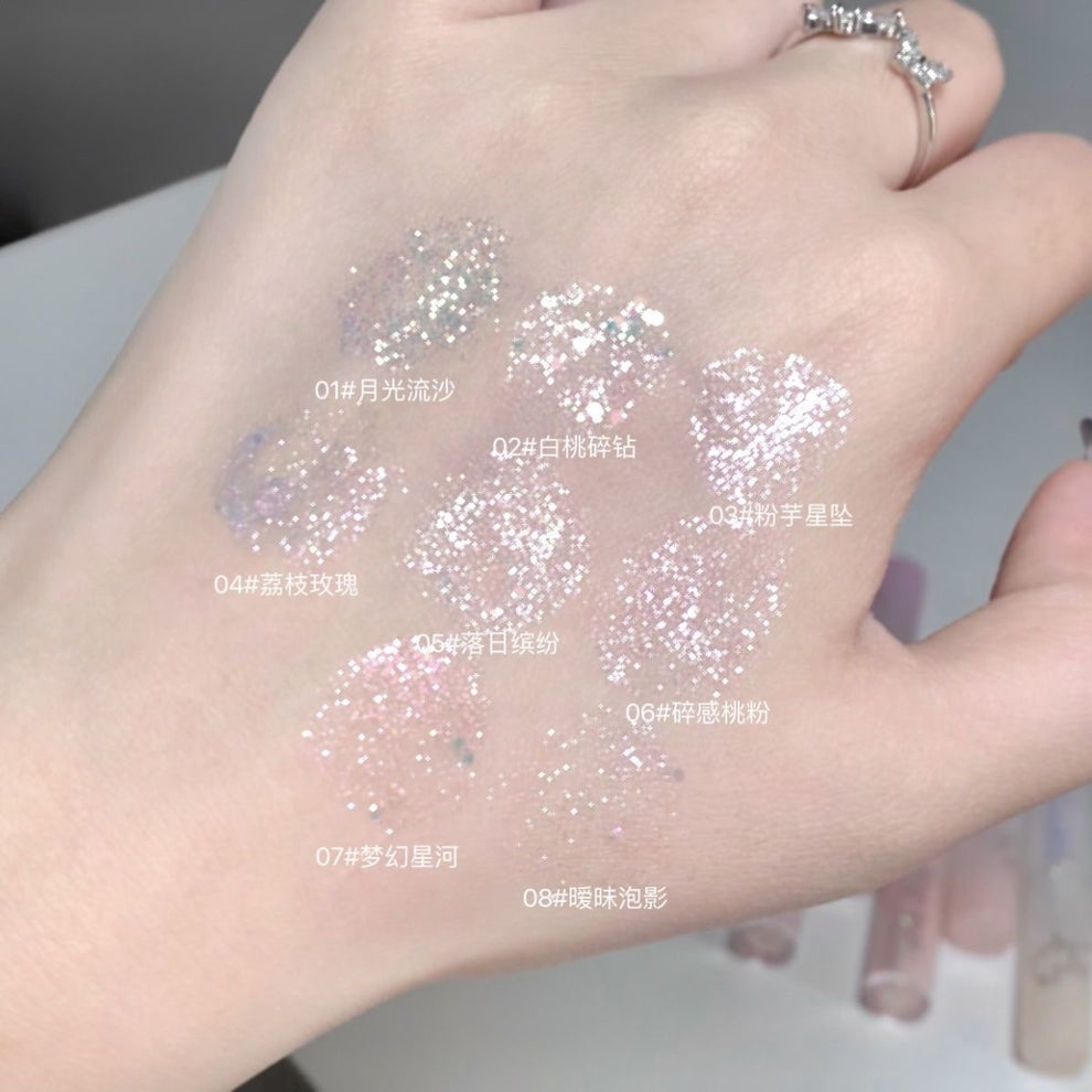 Gege Bear Glittery Eyeshadow - Douyin Shop
