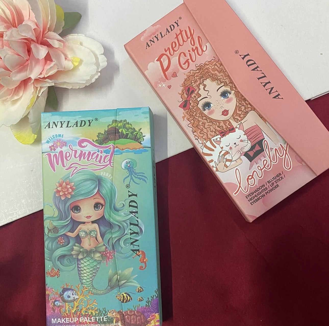 Anylady Mini Make-up Book (includes eyeshadow, highlighter, lip mud, blusher and eyebrow cake)