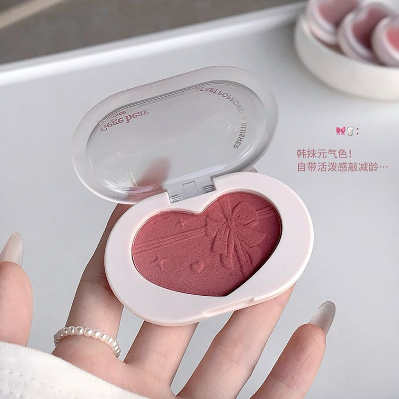 Gege Bear Soft Color Heart Pop Powder Blusher