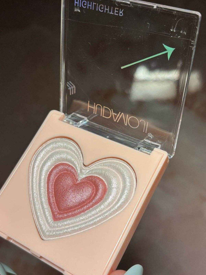 Heart Highlighter Palette