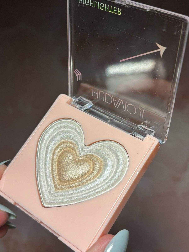 Heart Highlighter Palette