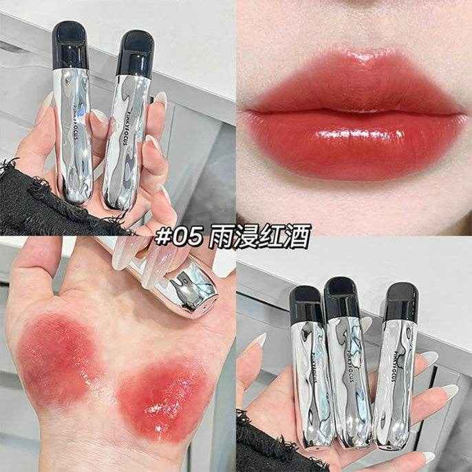 Pinkyfocus Obsidian Leap Light Lip Glaze