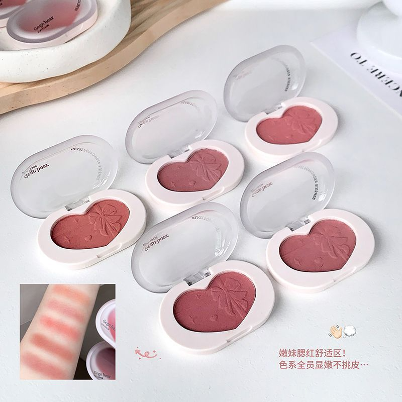Gege Bear Soft Color Heart Pop Powder Blusher